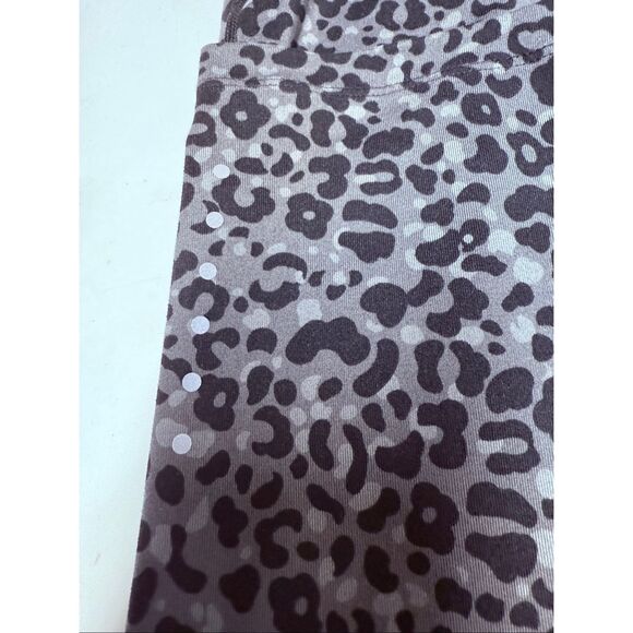 Nike Women’s Dri-FIT Leopard Print Yoga Athletic Leggings Drawstring Pocket SzXL - Picture 9 of 16